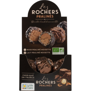 Chocolat noir bio recouvert de granulés de noisettes fourré au praliné